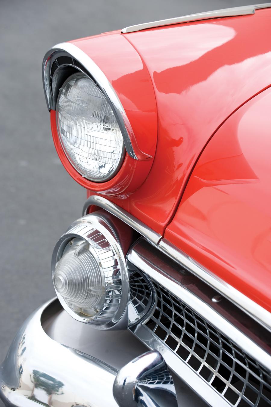  Ford Fairlane Sunliner Convertible 1955 года  (фото 13 из 27)